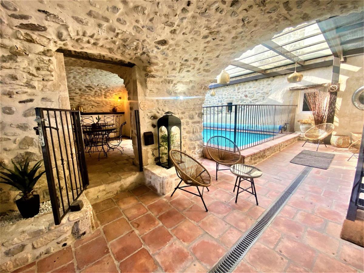 Gite De Groupe 9Ch Ou 3 Gites Independants De 3Ch - Patio Et Piscine Interieure Chauffee Toute L'Annee Vallon-Pont-dʼArc Zewnętrze zdjęcie
