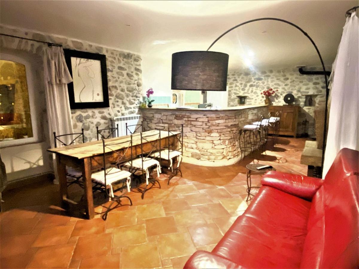 Gite De Groupe 9Ch Ou 3 Gites Independants De 3Ch - Patio Et Piscine Interieure Chauffee Toute L'Annee Vallon-Pont-dʼArc Zewnętrze zdjęcie
