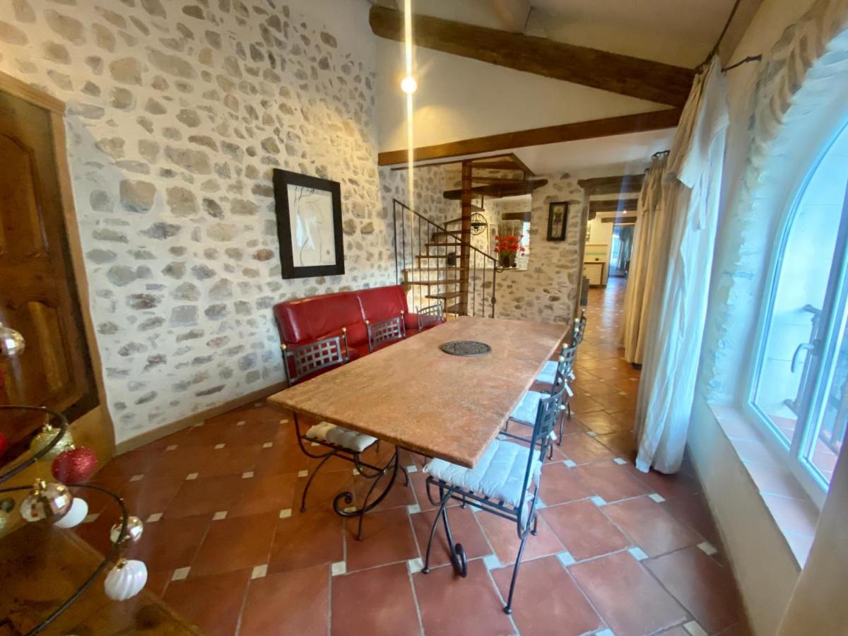 Gite De Groupe 9Ch Ou 3 Gites Independants De 3Ch - Patio Et Piscine Interieure Chauffee Toute L'Annee Vallon-Pont-dʼArc Zewnętrze zdjęcie