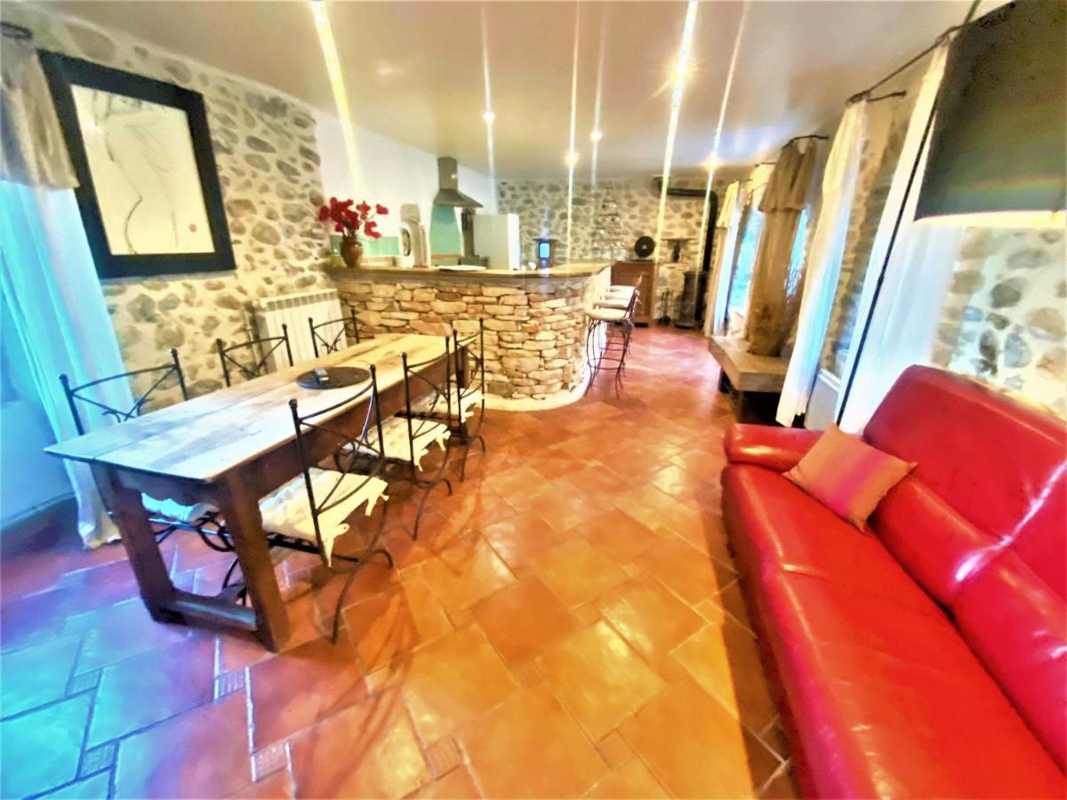 Gite De Groupe 9Ch Ou 3 Gites Independants De 3Ch - Patio Et Piscine Interieure Chauffee Toute L'Annee Vallon-Pont-dʼArc Zewnętrze zdjęcie