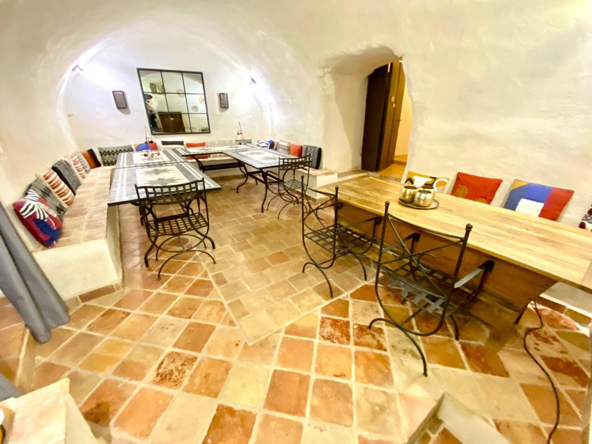 Gite De Groupe 9Ch Ou 3 Gites Independants De 3Ch - Patio Et Piscine Interieure Chauffee Toute L'Annee Vallon-Pont-dʼArc Zewnętrze zdjęcie